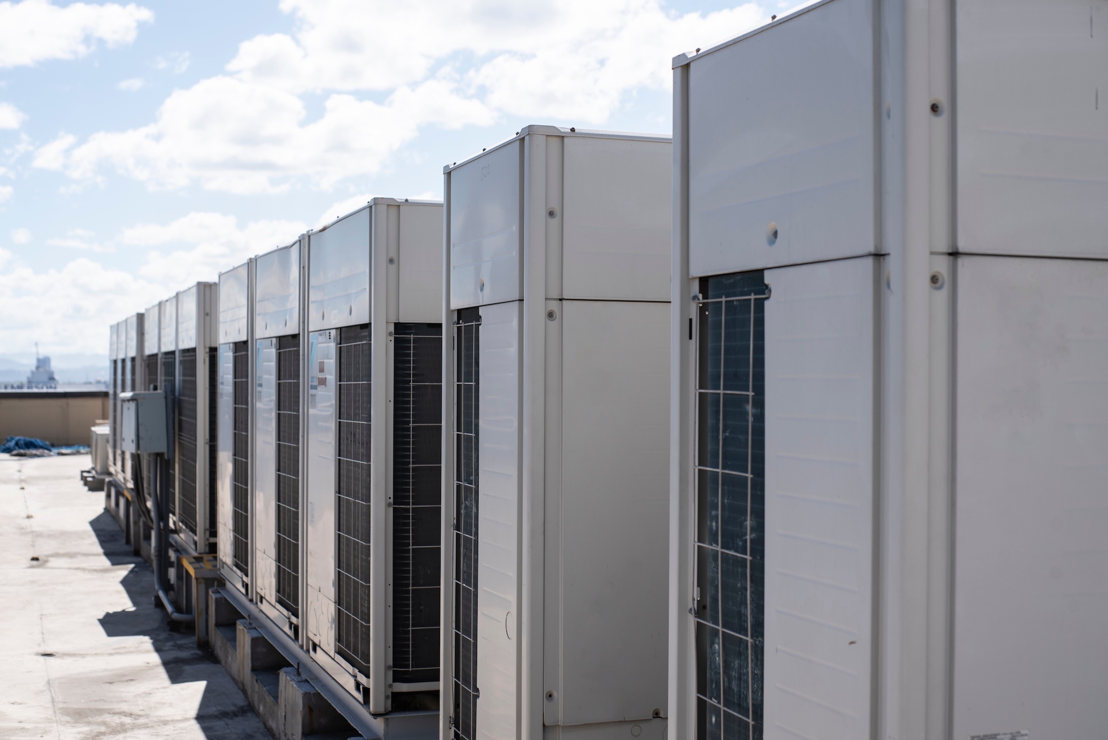 VRF air conditioner for commercial buildings